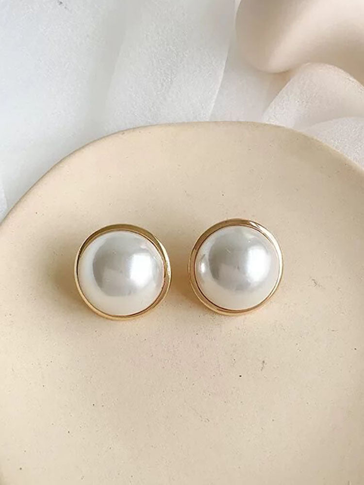 Retro Minimalist Round Pearl Earrings Tiynon