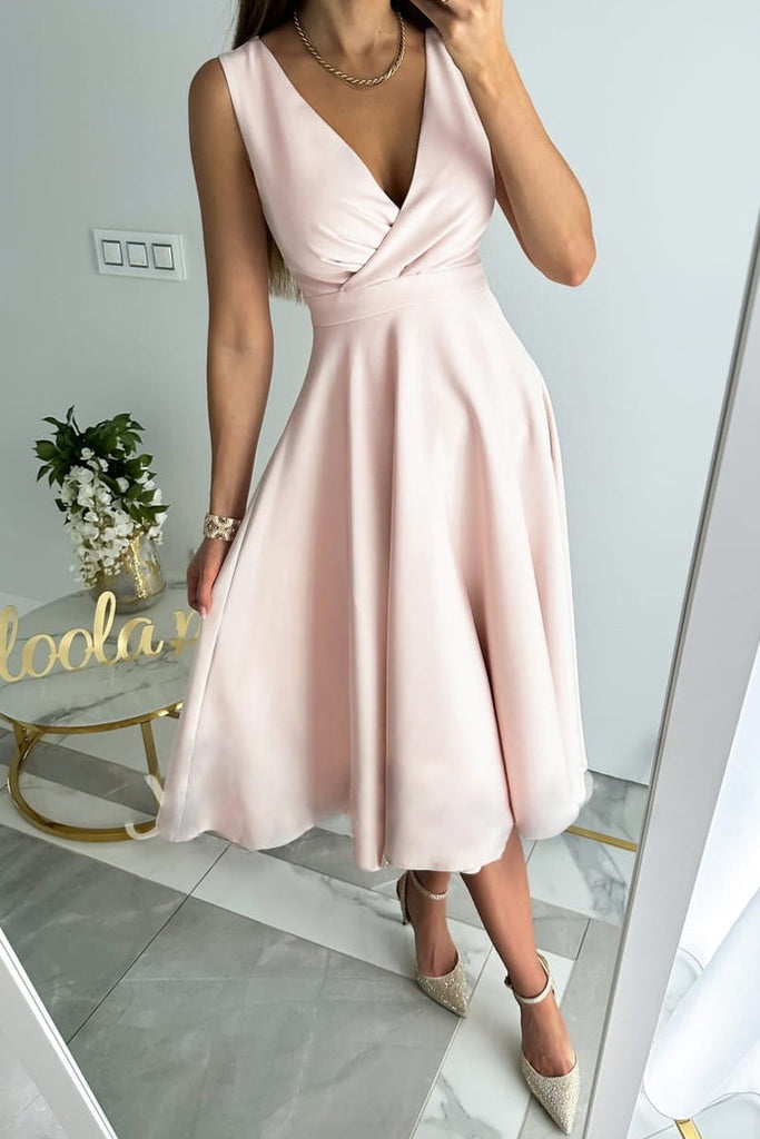 Sweet Elegant Solid Fold V Neck Sleeveless Dresses